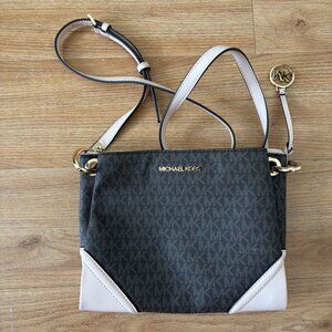 Michael Kors Nicole Large Logo Crossbody Bag Purse Brown Mocha Pink